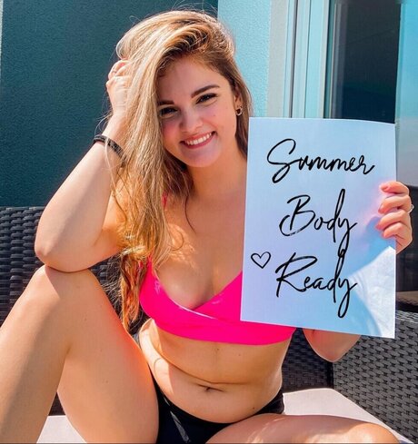 Mondwika star sex galleries