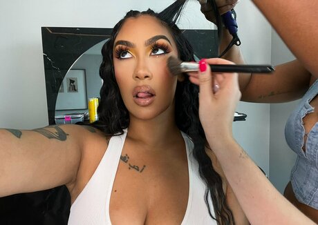 small onlyfans hd image