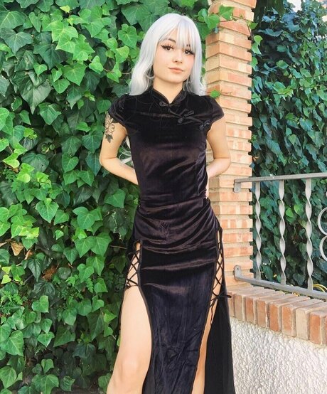 Offcbzs pornstar naked gallery