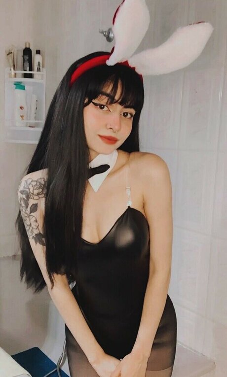 Offcbzs model sexy photo