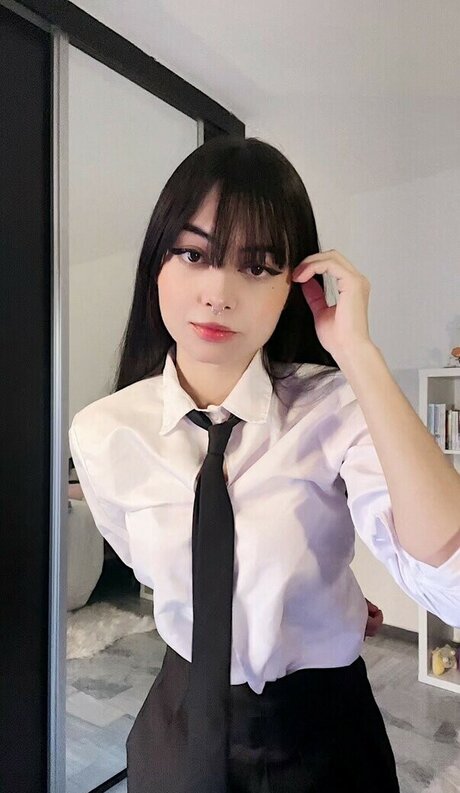 Offcbzs art actress pics