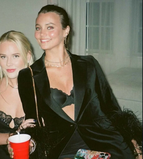 Anna Claire Howland annaclairehowland naked actress photo