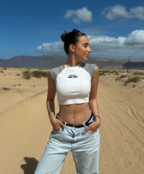 Sara Esp sito star nice pictures