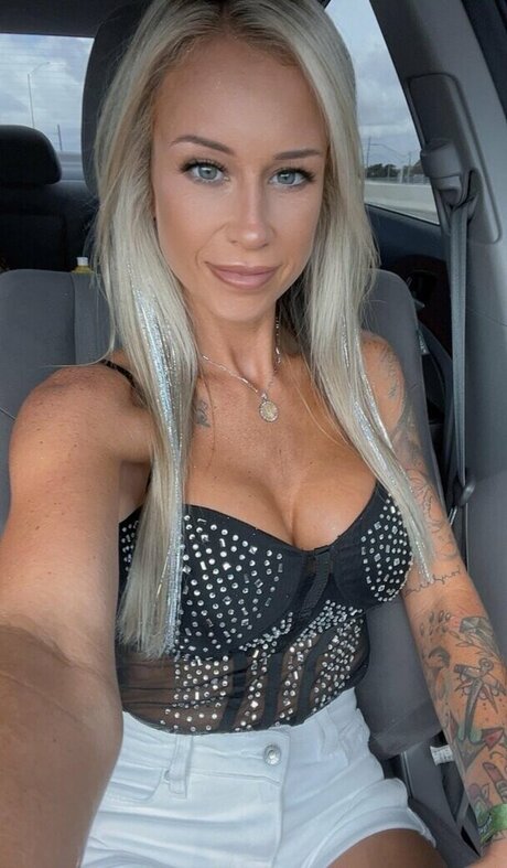 bunny xxx onlyfans art naked pictures