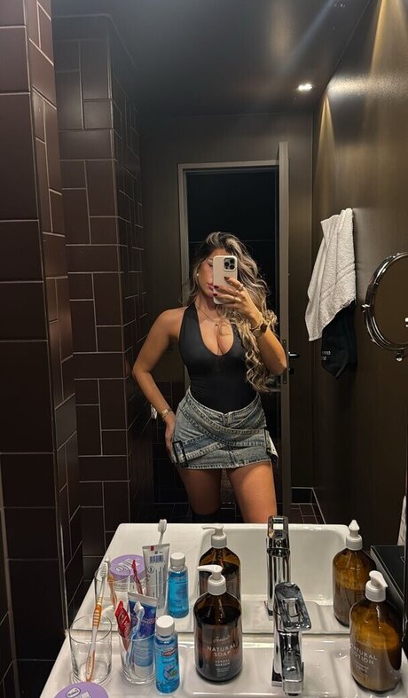 Almira Azemi top model galleries