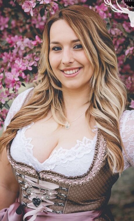 Alinas Landleben star image