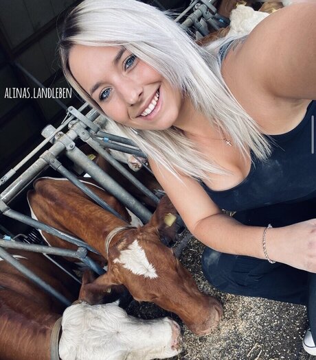 ebony smoking onlyfans sexy nudes gallery