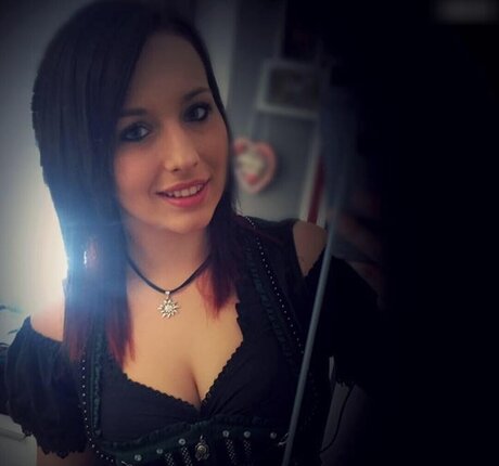 Alinas Landleben pornstar art image