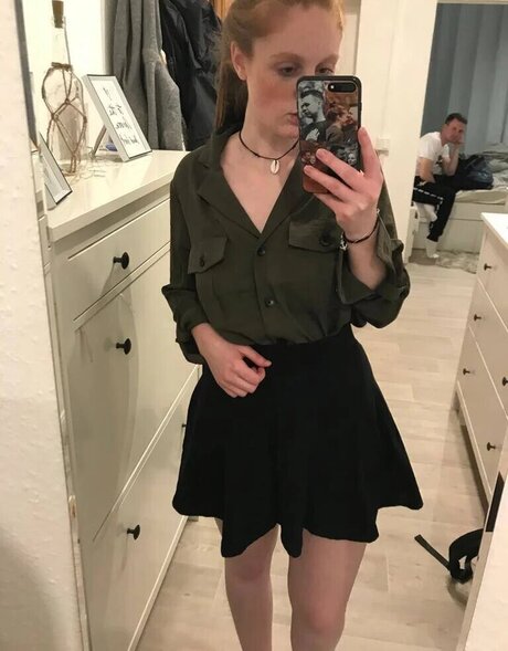 s sses rot model hot photo