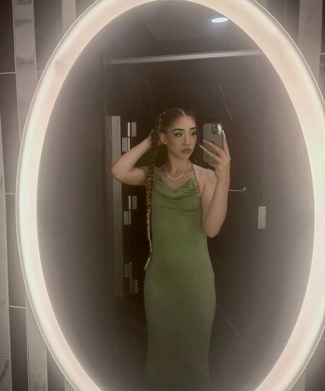 lbaibeexoxo star top picture