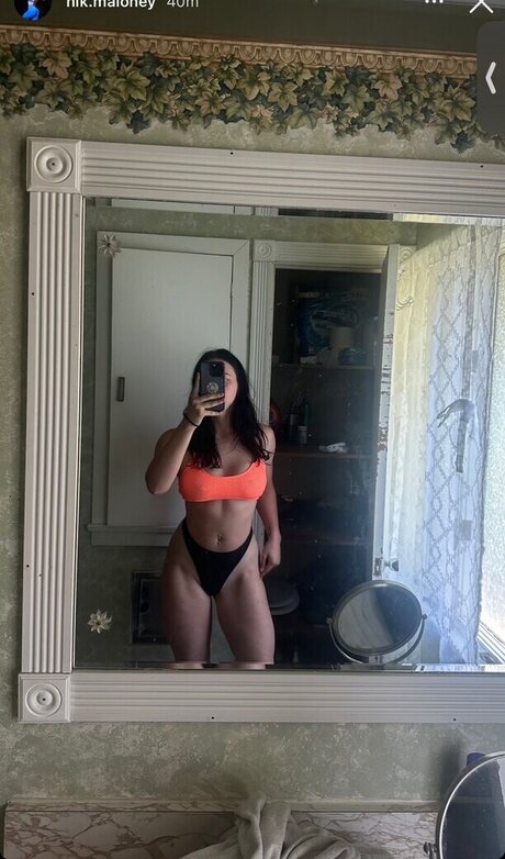 Nikkimaloney pornstar hd pictures