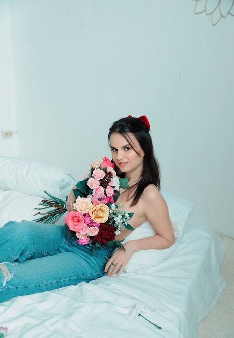 Tonya Rozatti star high quality photos