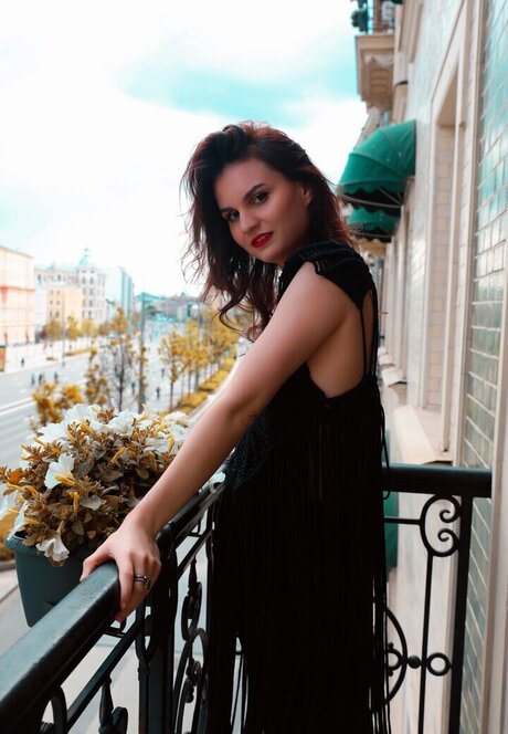 Tonya Rozatti nudes model picture