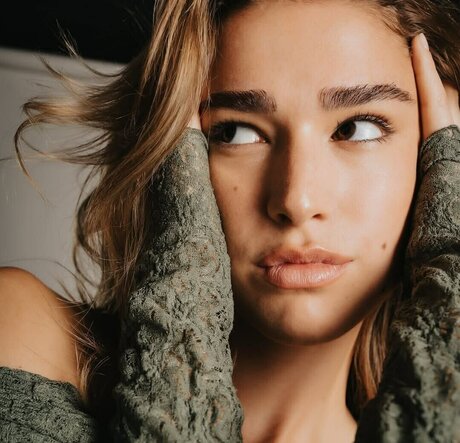 Chiara Costalunga free model photos