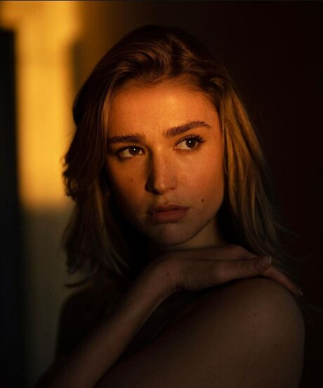 Chiara Costalunga art model photo