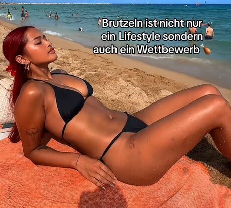 Bao Chii adult model pic