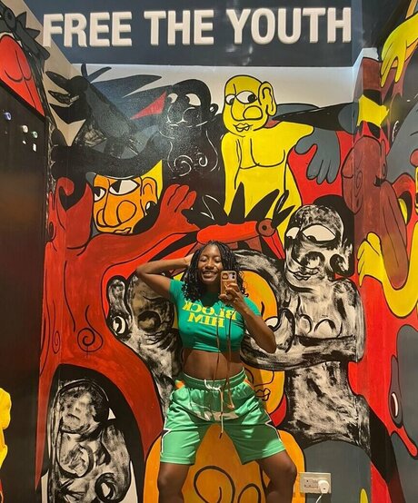 Sophie Duker sex actress pic