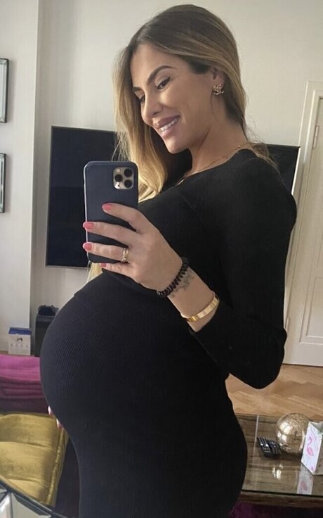 Anna Maria Ferchichi pornstar adult pictures