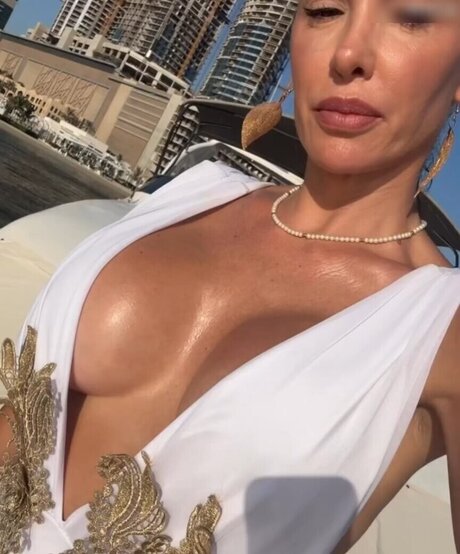 Anna Maria Ferchichi pornstar nude pics