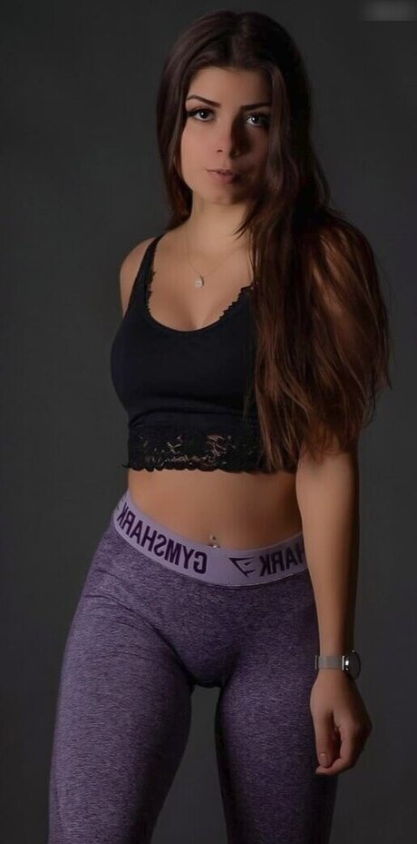 Luna0401 pretty model img