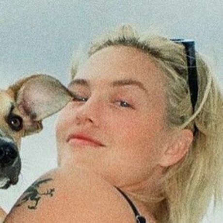 Maddie Hasson nudes model pics