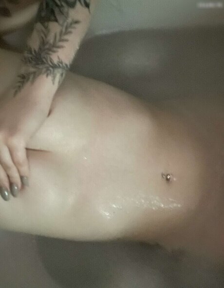 melina love69 star nude pic