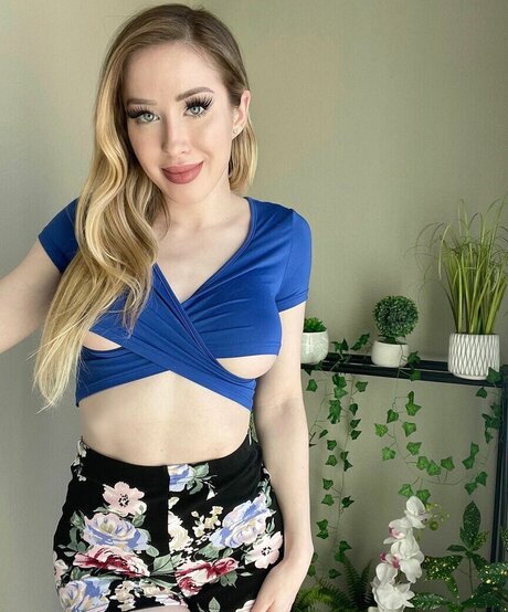 Alaina Taylor pornstar high quality pic