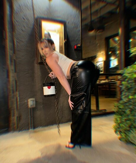 bfitntrain erotic pornstar photo