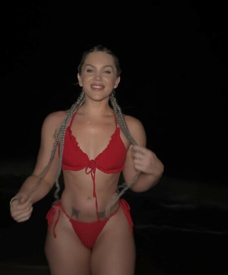 bfitntrain nude model gallery