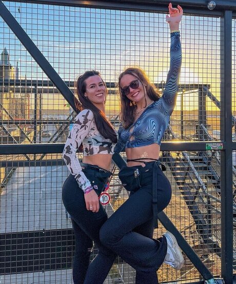 lara emilia beautiful model gallery