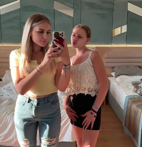 Wollnys pornstar top pic