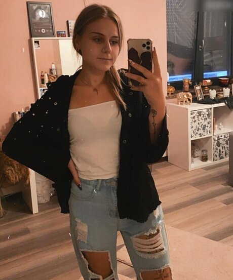 Wollnys star sexy pictures