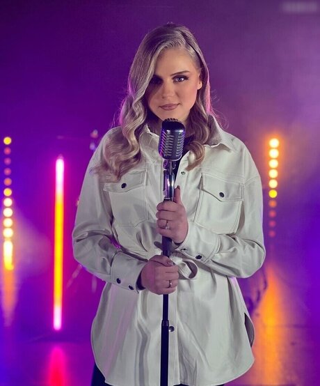 Wollnys model sexy photo