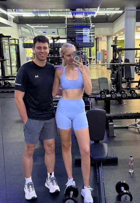 Juliet Small pretty star photo