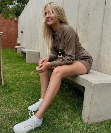 Juliet Small model nudes galleries