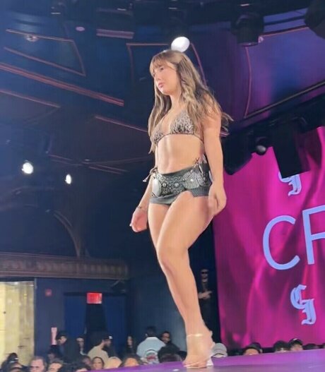 Amariah Morales model hd pic