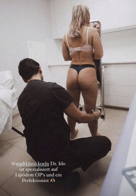 waitress onlyfans sexy pics