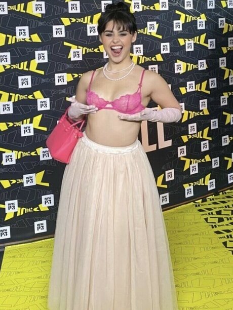 Alessandra Mele naked model images