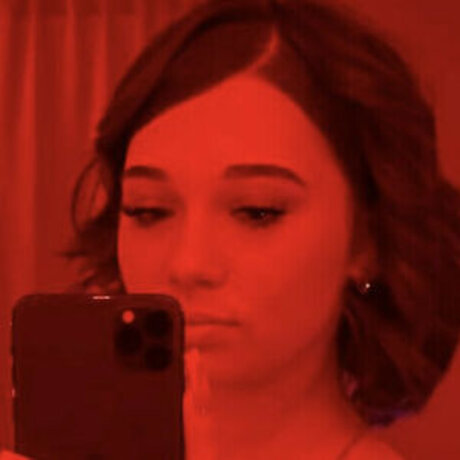 Caiidenn sexy pornstar image