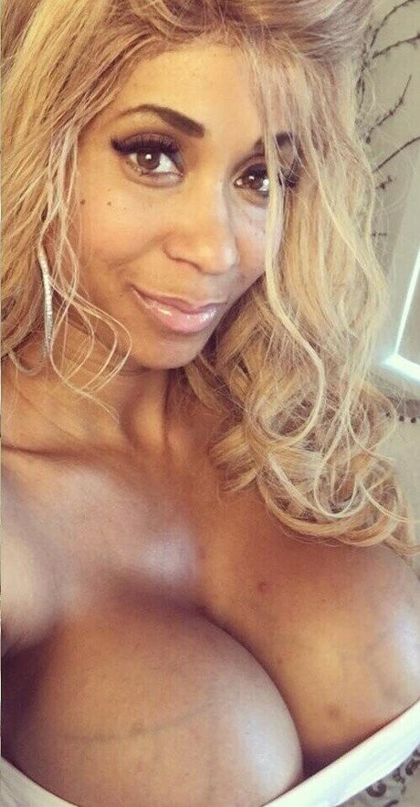 Gloria Lamour star erotic image