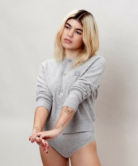 Molly Gallagher model beautiful images