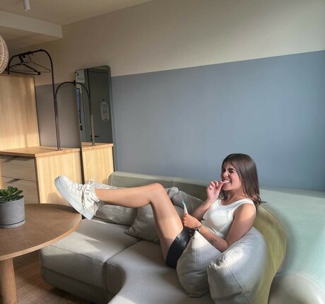 Molly Gallagher star nudes pics