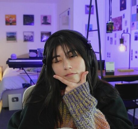 Path Wei_ sex pornstar image