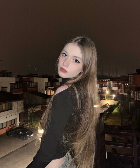 sosihue erotic actress image