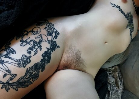 hairy armpits onlyfans porno photo