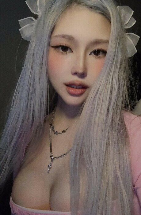 asian blonde onlyfans pornographic photos