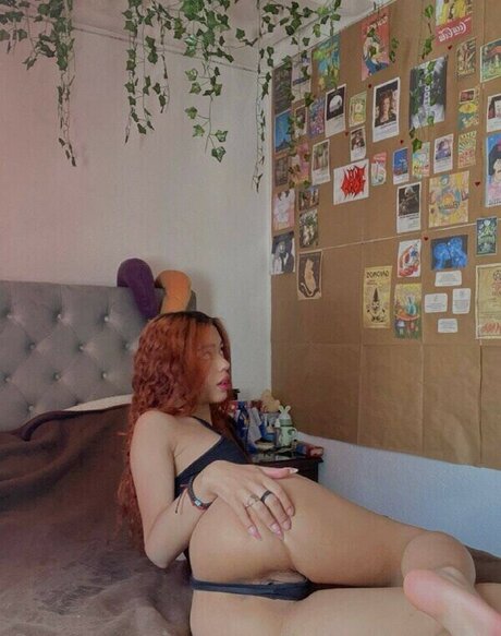 Cuttelittlebunny model naked pics