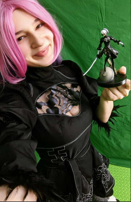 Haselnuuuss top star image