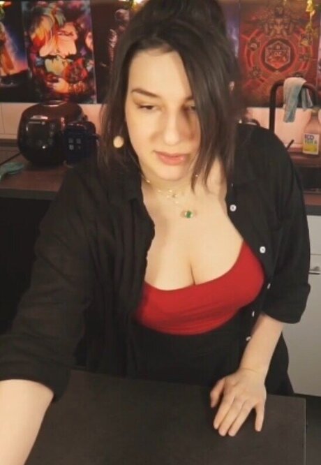 Haselnuuuss model naked gallery