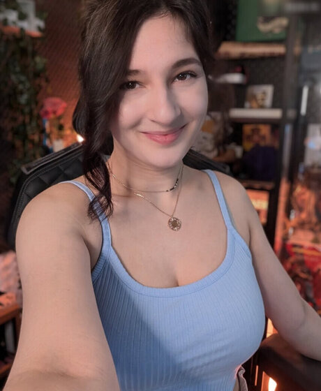 british blonde onlyfans porn pictures